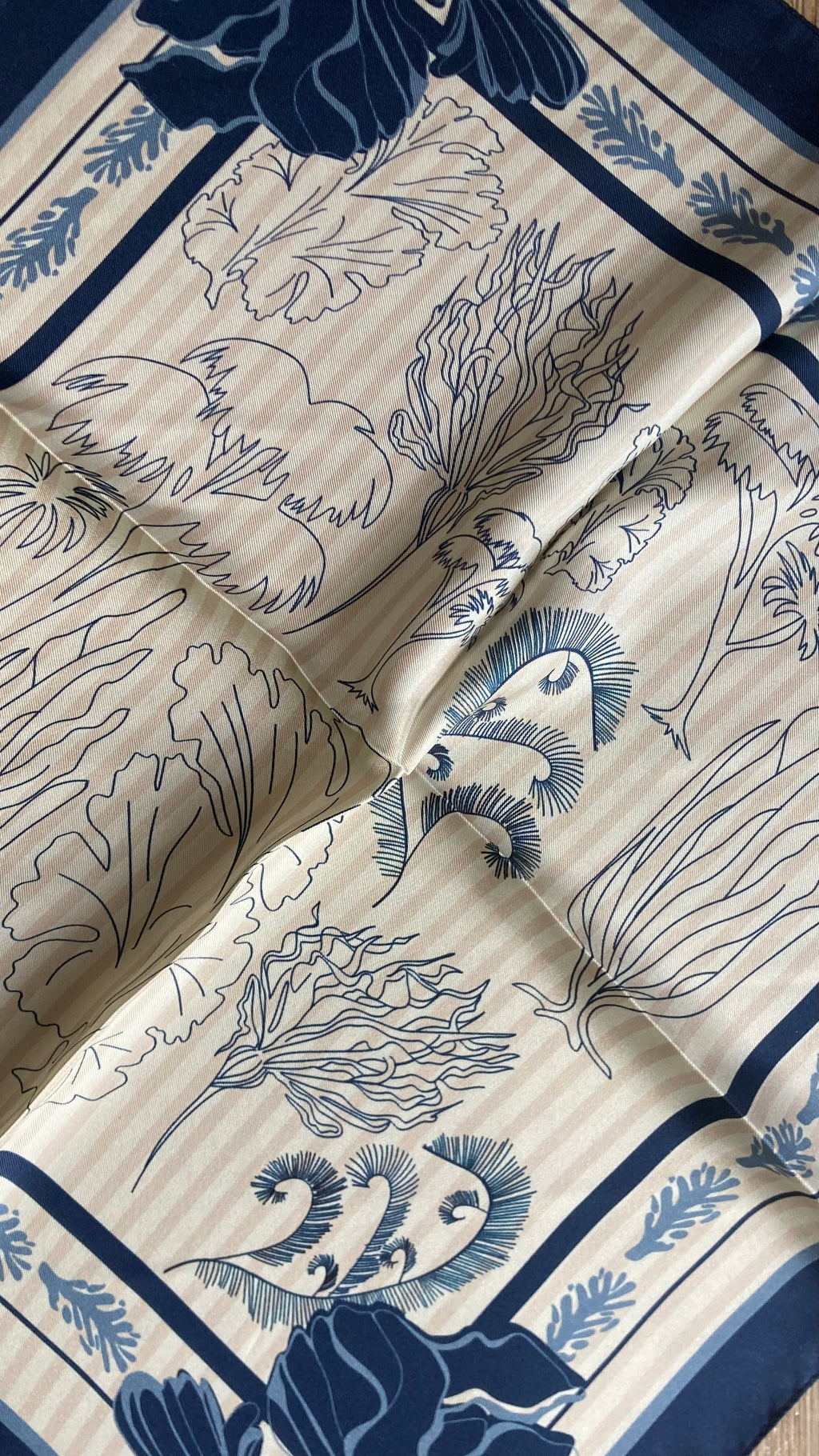 Seaweed Scarf — 45x45cm