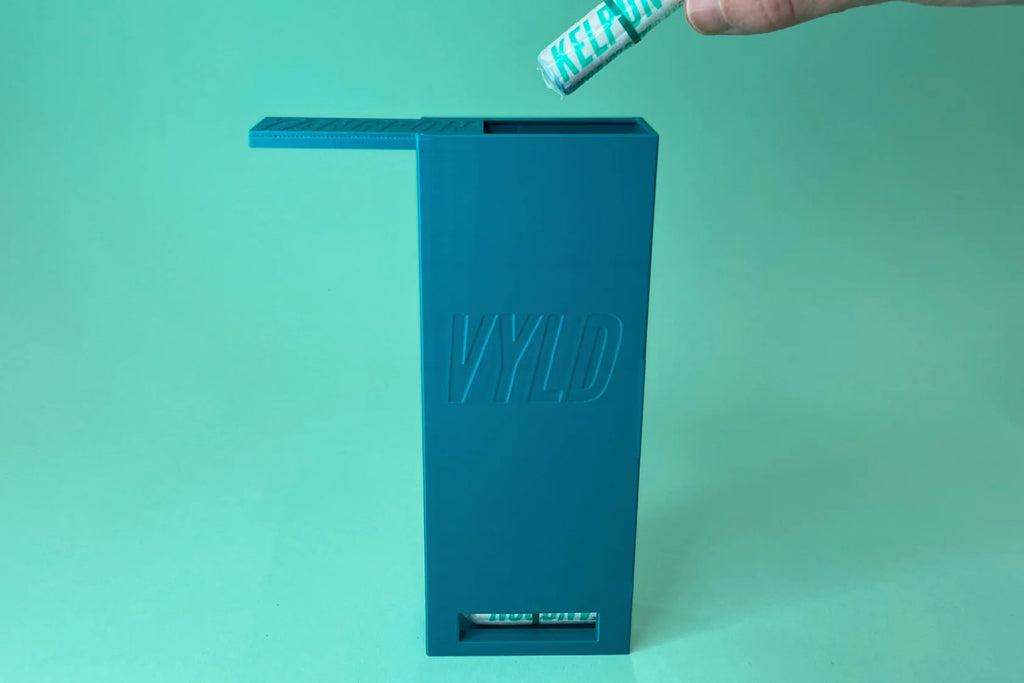 Kelpon Dispenser with 13 Kelpons